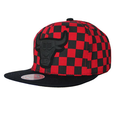 M&N NBA Basecap Chicago Bulls B&R Crown black red Snapback onesize Mütze Cap