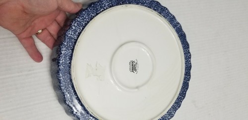 Log Cabin Cooks Bazaar Holiday Holly Mountain Lodge pie plate - Picture 4 of 7