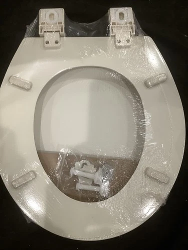 PROFLO Round  Front Wood Toilet Seat Easy Clean Biscuit PFTSWEC1000BS B6 - Picture 5 of 8