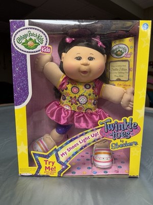 2014 Cabbage Patch Kids Doll TWINKLE TOES by SKECHERS LIMITED Mint In Box NRFB