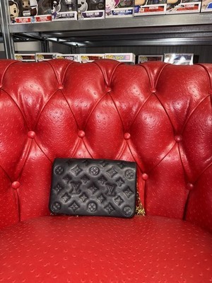 Louis Vuitton Pochette