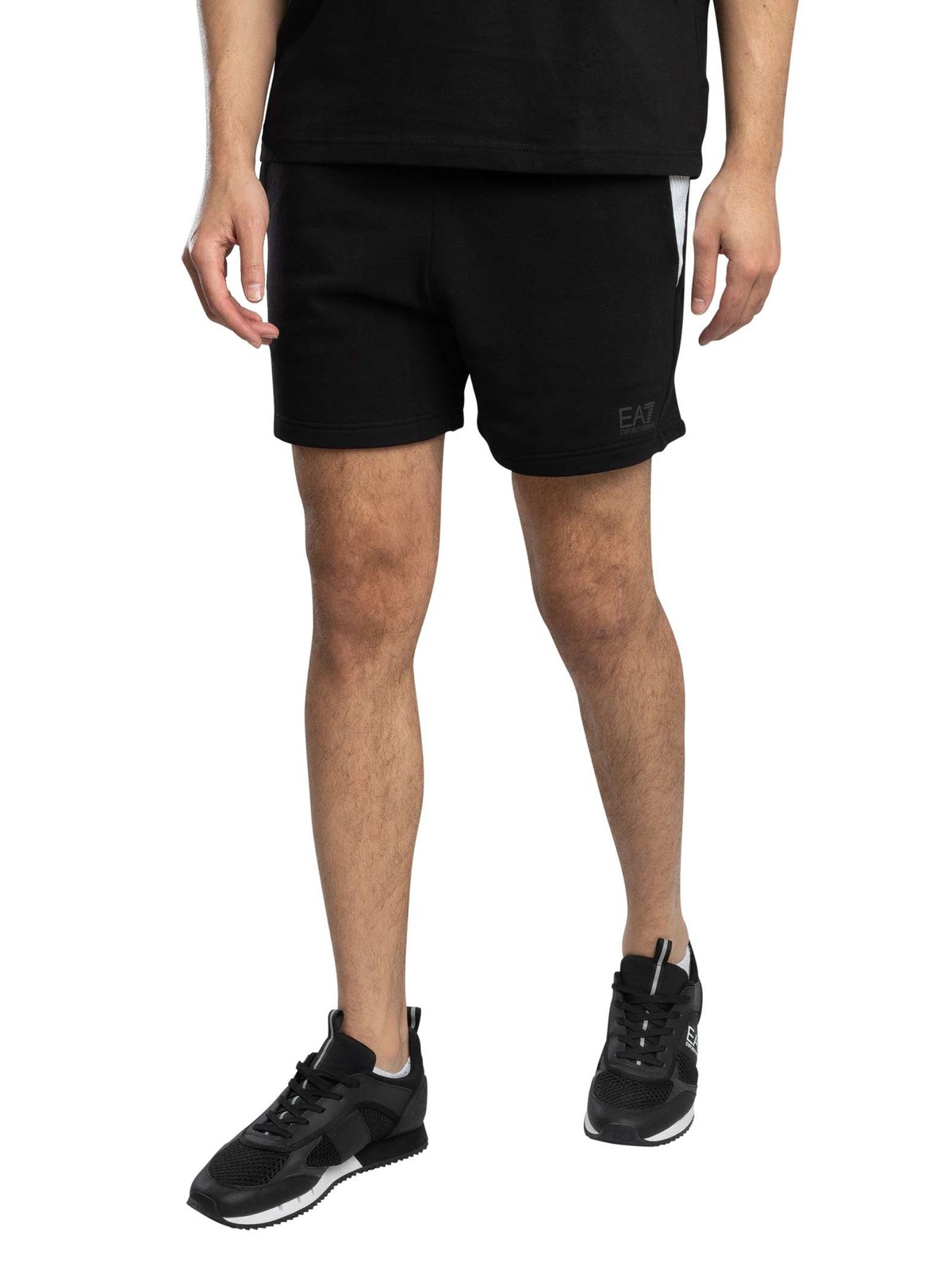 Спортивные шорты с логотипом EA7 Mens Lines черные 5090₽