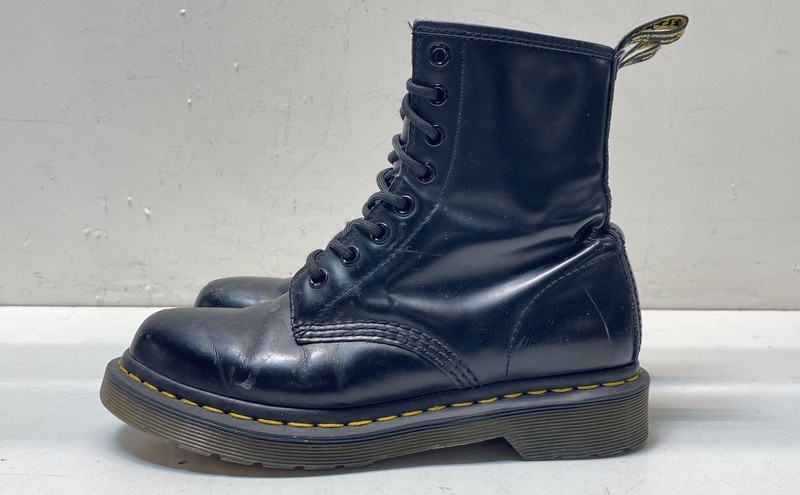 Dr Martens Women's Black Leather Lace-Up Boots Size 6