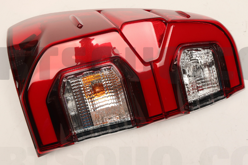 TOYOTA HILUX MK8 REAR LEFT REAR LIGHT 815600K451 NEW GENUINE