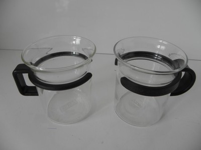 2 Teegläser  Grog Heissgetränk Bodum Glas schwarze Kunststoffhalter