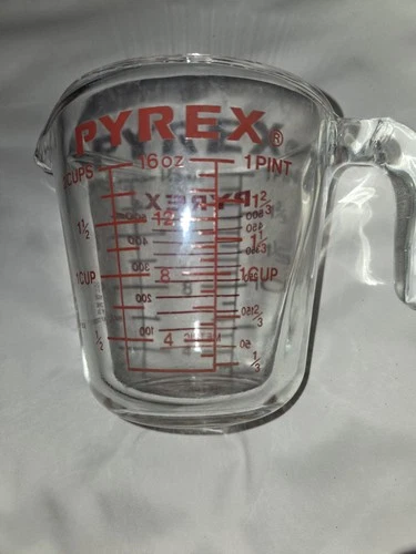 Vintage PYREX  Measuring Cup Open Handle 2 Cup 16oz 1 Pint 500ml Corning