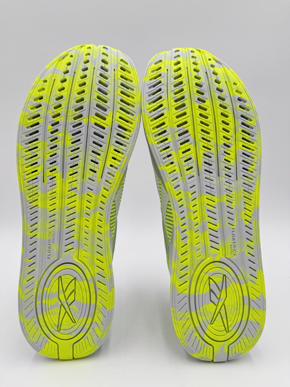 Reebok Men's Nano X4 Size 10.5 Moon Digital Lime |100204675| image 5