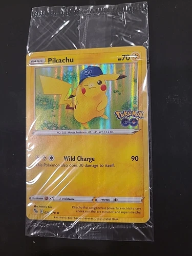 CRIMPED ERROR Pikachu -  Pokemon Card 
