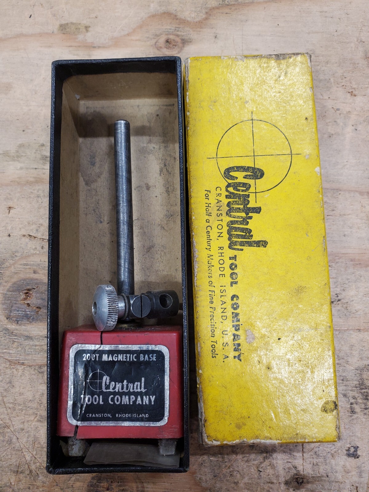 Vintage Central Tool Company 200T Magnetic Base for indicator