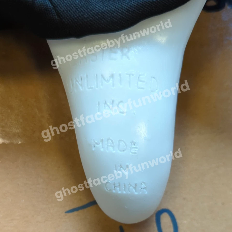 Classic Official Ghost Face Scream Mask With Shroud - Scream Fun World - EU Mask - Image 4 of 4