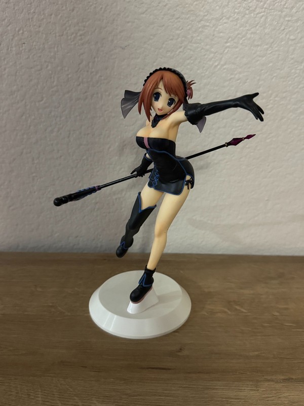 Manaka De Ikuno Komaki Manaka SORCERESS  Kotobukiya 1/8  Figure