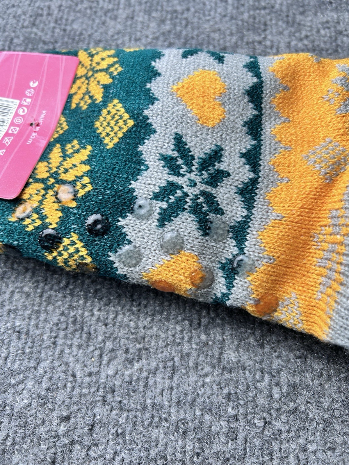 Sherpa Fleece-lined Cozy Fuzzy Non-Skid Slipper Socks One Size Yellow Green Gray