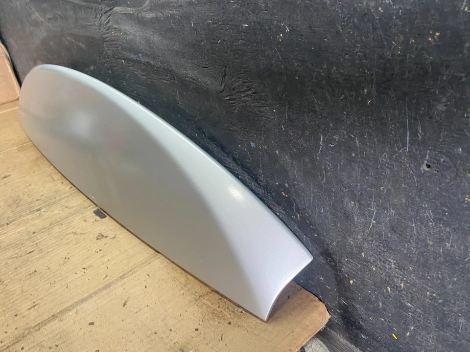 Spoiler traseiro superior asa superior Toyota Highlander 2008 a 2013 fabricante de equipamento original S6016 DG - Imagem 2 de 4