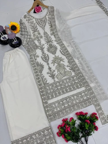 OFF WHITE Nuovo attraente palazzo in finta georgette bianco sporco con dupatta per festa