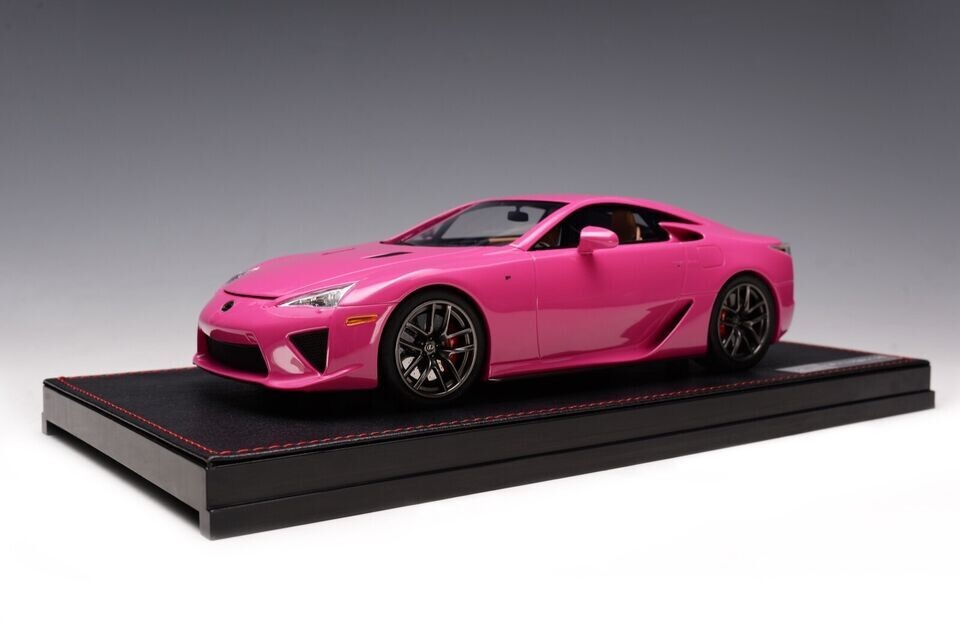 未展示品オートアート 1/18 レクサス LFA PASSIONATE PINK 未展示品オートアート 1/18 レクサス LFA PASSIONATE PINK