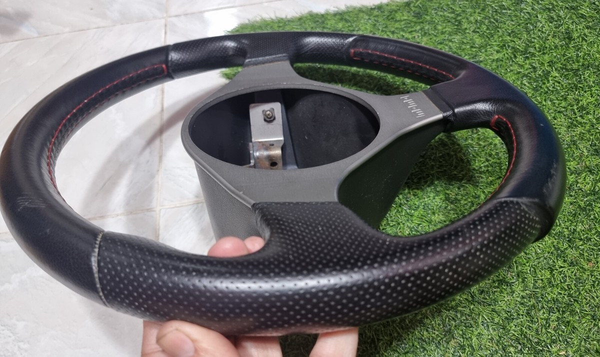 rare JDM NISSAN MOMO STEERING WHEEL RED STITCH Z33 350Z 370Z
