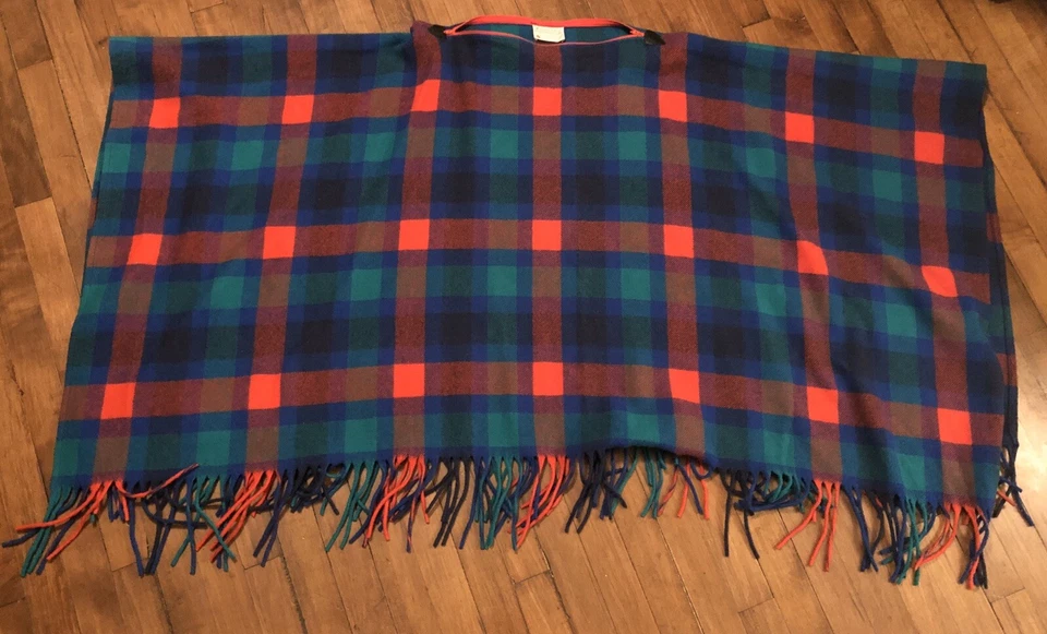 1950’s Pendleton Woolen Mills Red Plaid Fringe 100% Wool Blanket Shawl Vintage - Image 3 of 4