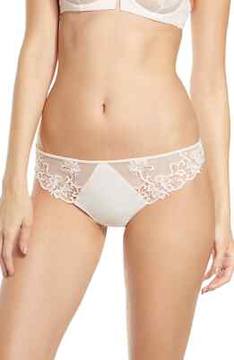 Women's Simone Perele 'Saga' Embroidered Thong, Size 4 (10-12 US) - Pink