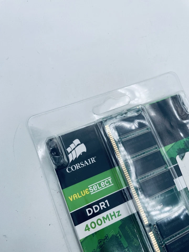 Corsair Value Select Desktop Memory Module (512MB) DDR1 400MHz 184-Pins DIMM - Image 2 of 4