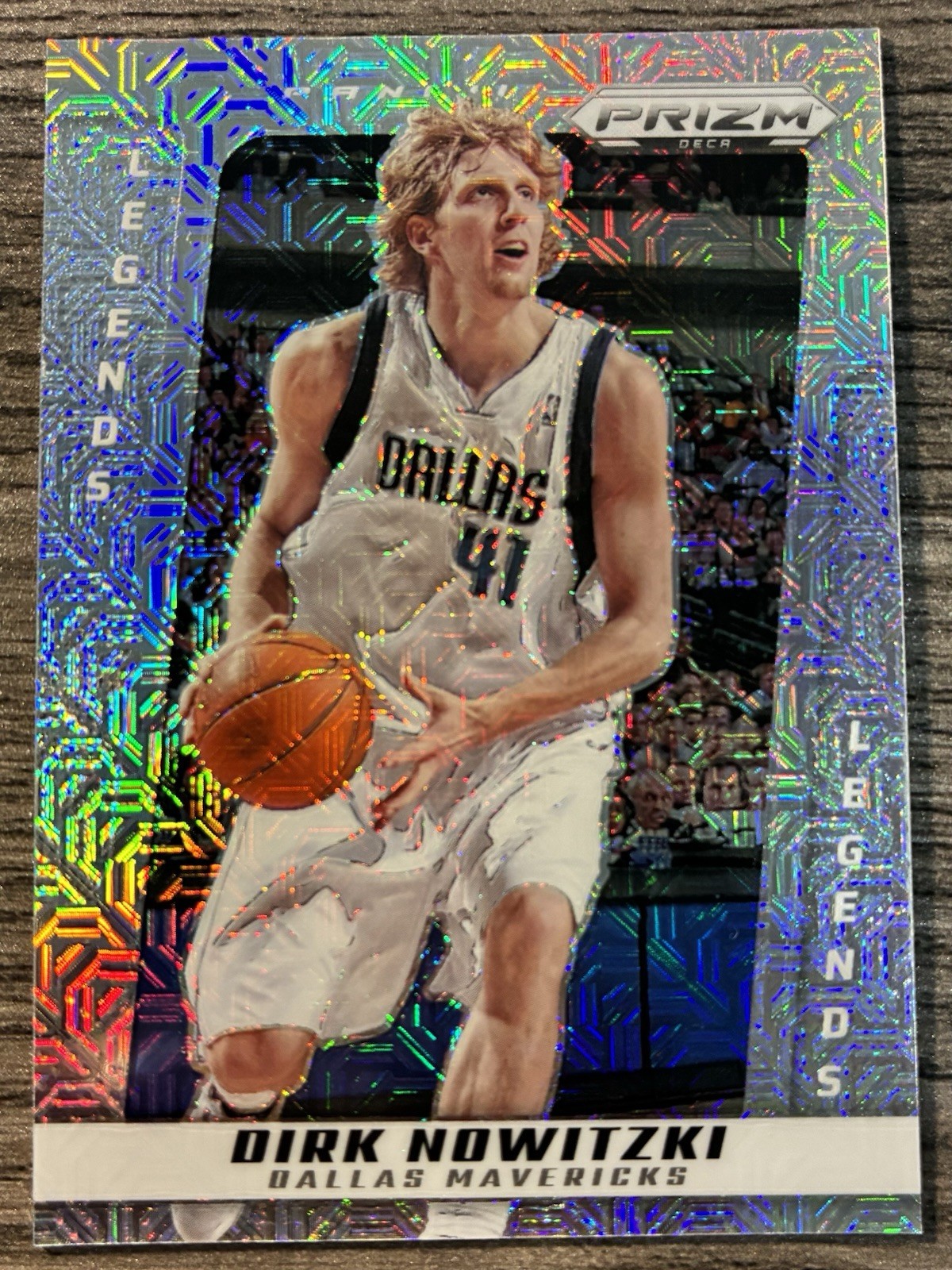2024-25 Panini Prizm Deca Dirk Nowitzki Legends Mojo Prizm /25 Mavericks #211