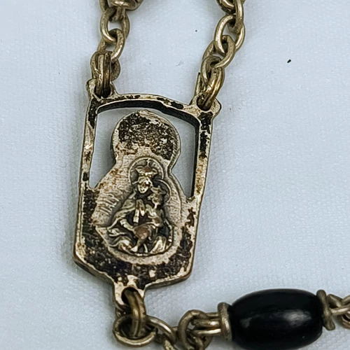 Vintage Rosary Black Beads and Cross Made in Italy INRI 18 Inch - Picture 6 of 13