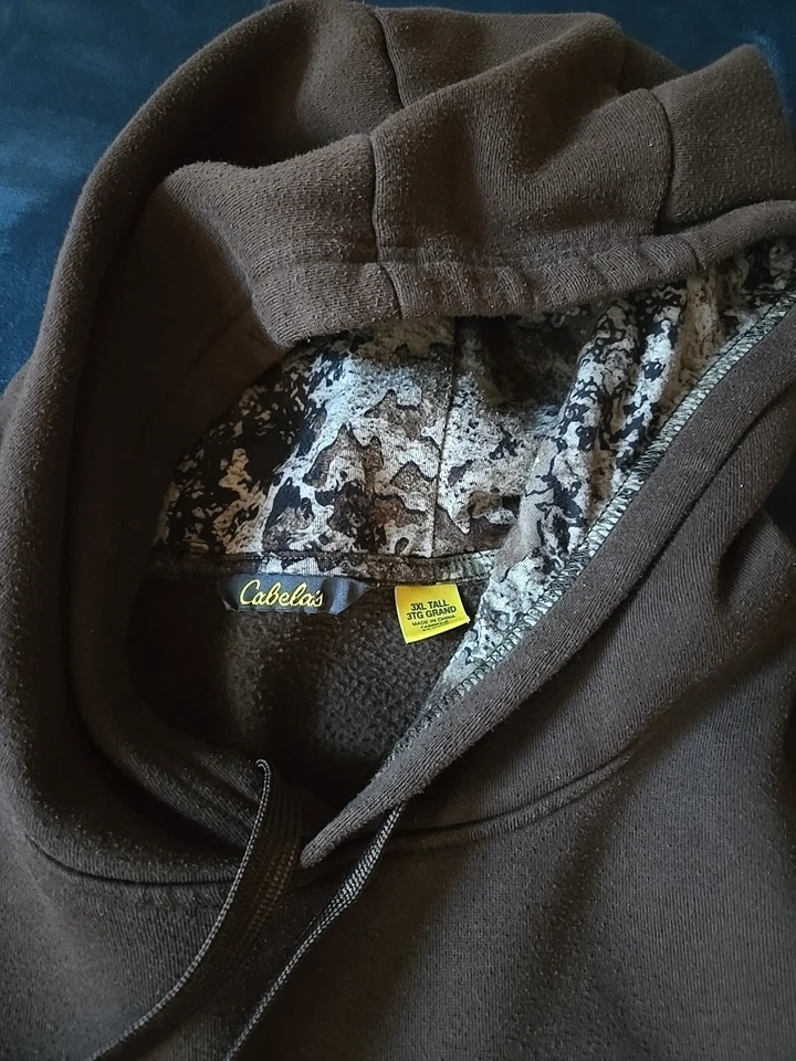 Extremely warm Brown 3XL cabela's hoodie. Perfect for the winter impending - Image 2 of 3