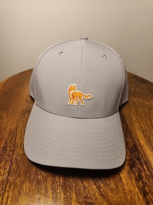 New W/Tags, Mens Waggle Golf Adjustable Silver Fox Dad Hat