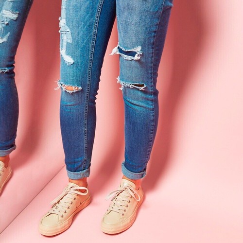 converse nude trainers