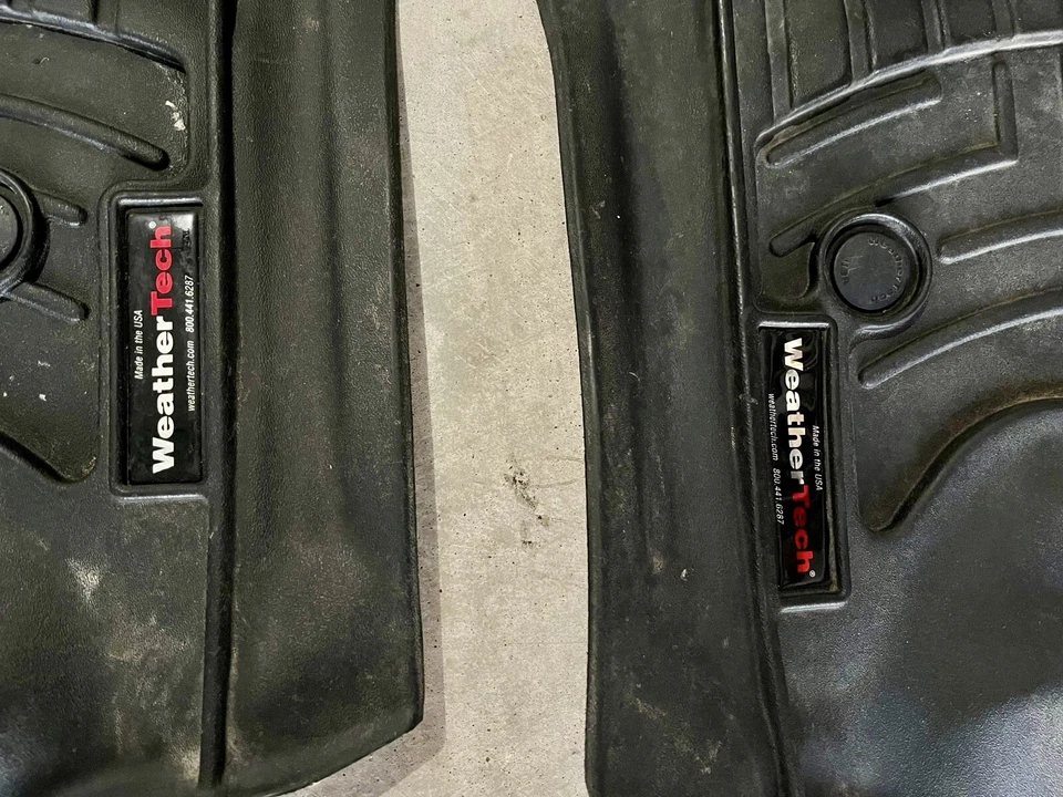 2014-2019 雪佛兰 Silverado - 吉姆西 Sierra 拾音器 WeatherTech 脚垫衬里 — 第 3/3 张图片