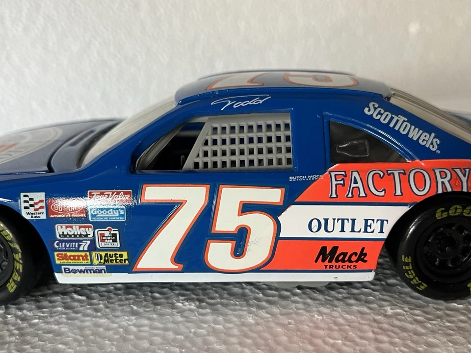 Revell 1991 Ford Thunderbird NASCAR Diecast 1:24 Scale #75 Driver Todd Bodine - Image 4 of 4