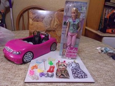 NIB Nurse Barbie,pink car+ extra clothes,shoes and accessories