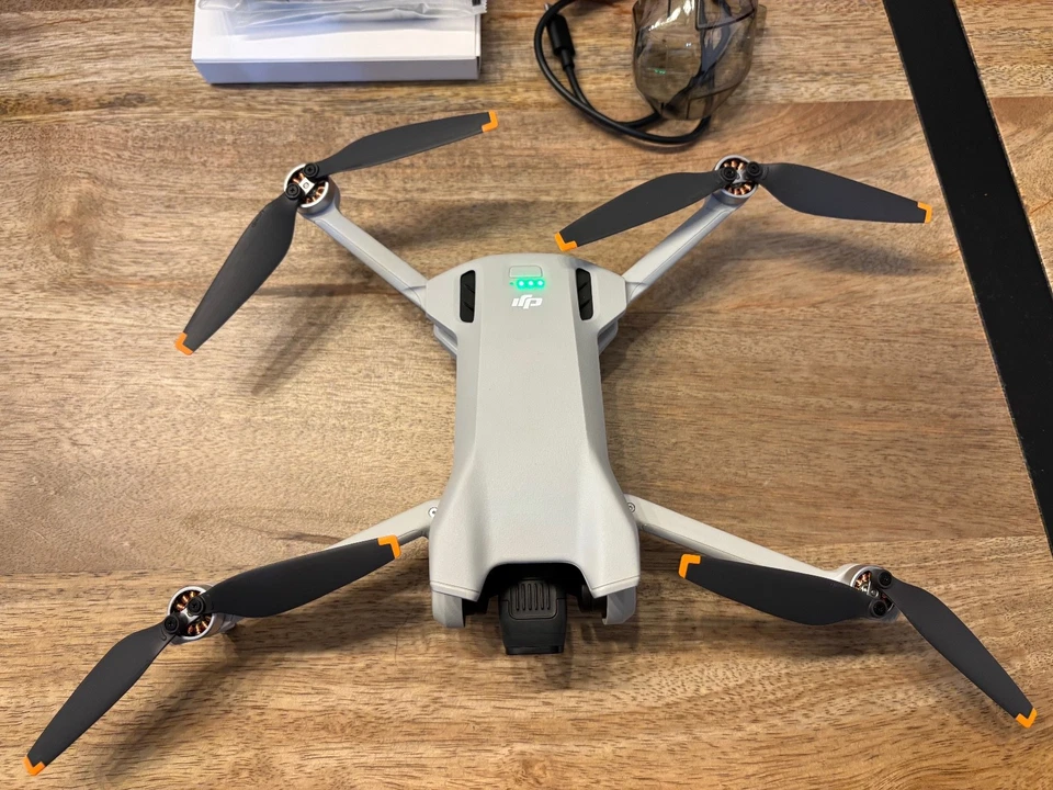 DJI Mini 3 with RC remote - immaculate, hovered once - Image 4 of 4