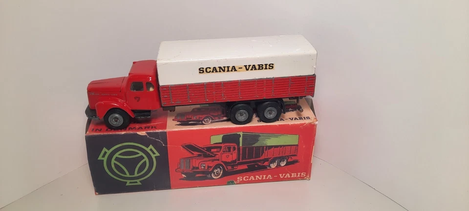TEKNO OF DENMARK 451 SCANIA VABIS TRUCK COM DOSSEL vermelho caixa 1/43 - Imagem 2 de 4