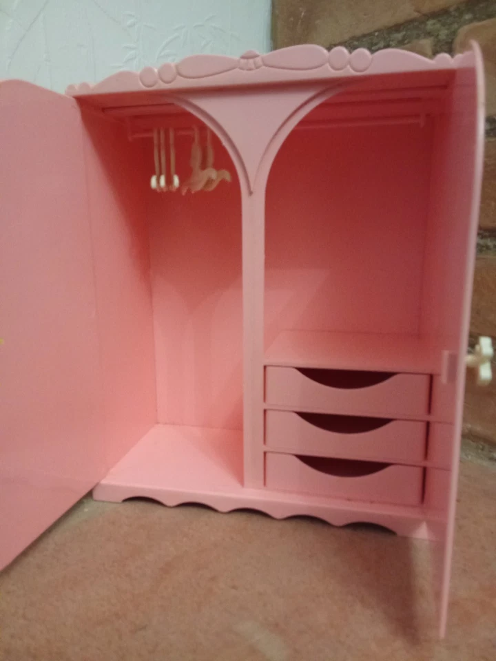 LOT JOUET VINTAGE-BARRIGUITAS/FAMOSA-ARMOIRE/DRESSING+LIT+2 POUPONS.ANNEE 80 - Photo 4/4