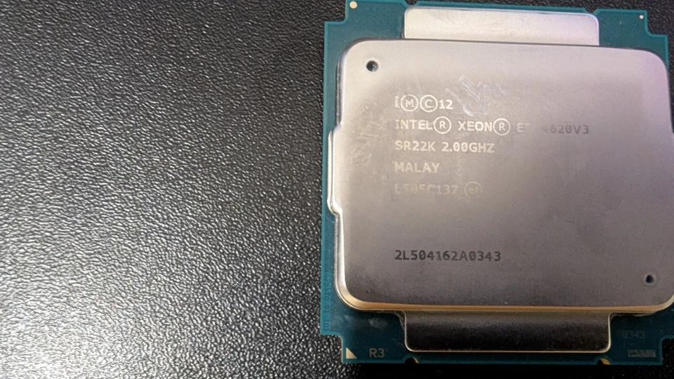 SR22K Intel Xeon E5-4620 V3 2GHZ 10-Core 20 threads LGA2011 CPU Processor - Image 3 of 3