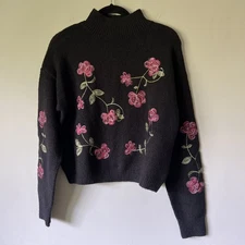 Francesca's Alya Lucia Floral Embroidered Pull Over Black Sweater Size L NWT
