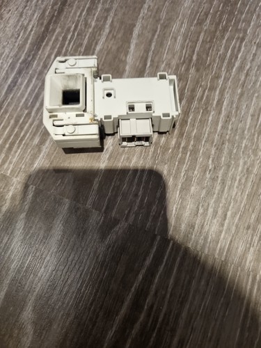 Bosch MAXX  Waschmaschine Schloss Türverriegelung Türschloss 9000170393