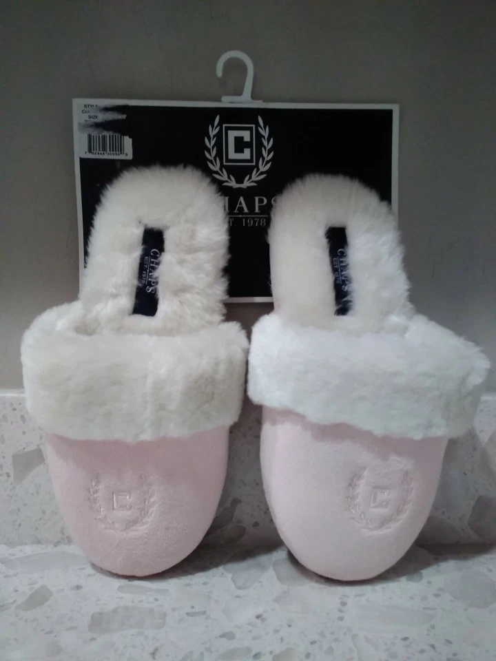 CHAPS Womens size Small 5-6 Pink Slippers NWT - Image 3 of 4