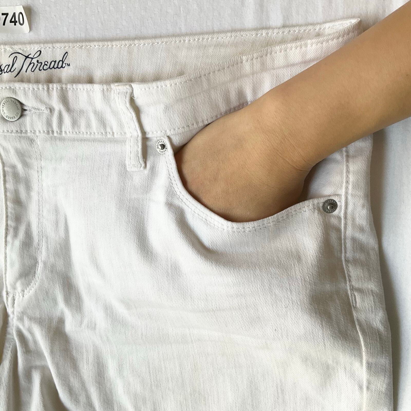 Universal Thread Women’s Basic Denim Short Shorts… - image 7