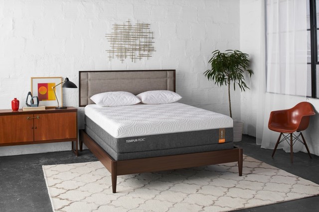 TEMPURPEDIC Premium KING size MATTRESS MSRP $3 648 (Free Shipping) TEMPURPEDIC Premium KING size MATTRESS MSRP $3 648 (Free Shipping)