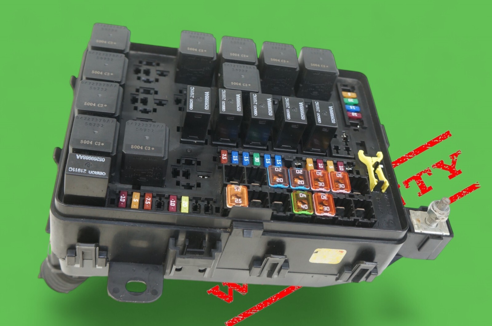 14-2017 maserati ghibli engine front fuse box junction relay box 670035923 OEM