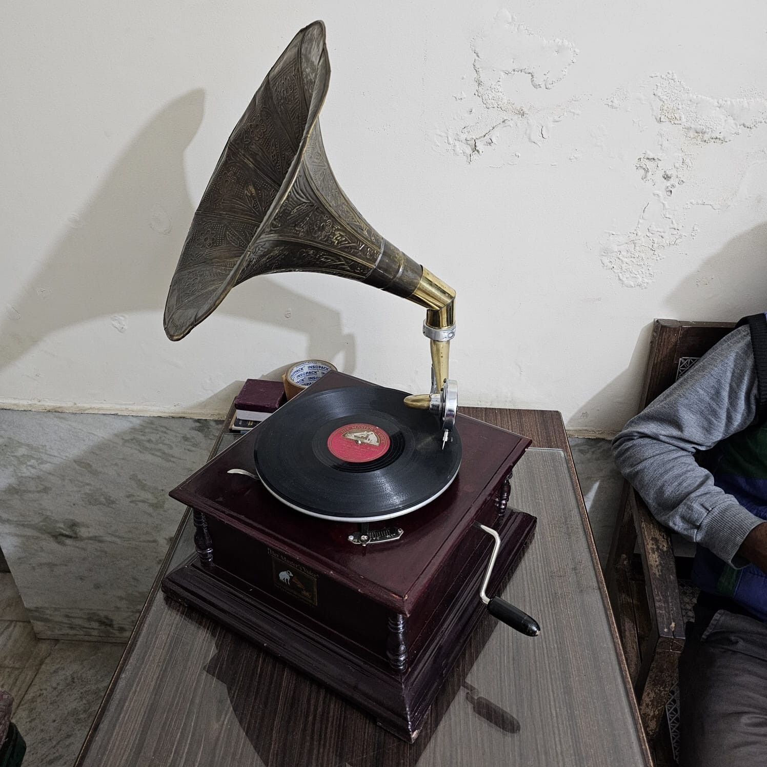 Antique Victor Victrola Phonograph Talking Machine with Tin Horn