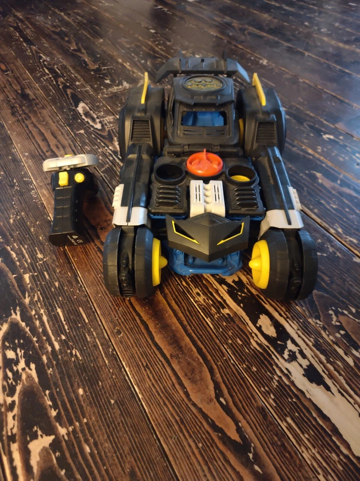 Batimóvil Fisher-Price Imaginext Batman DC Super Friends Transform- RC Foto 4 de 4