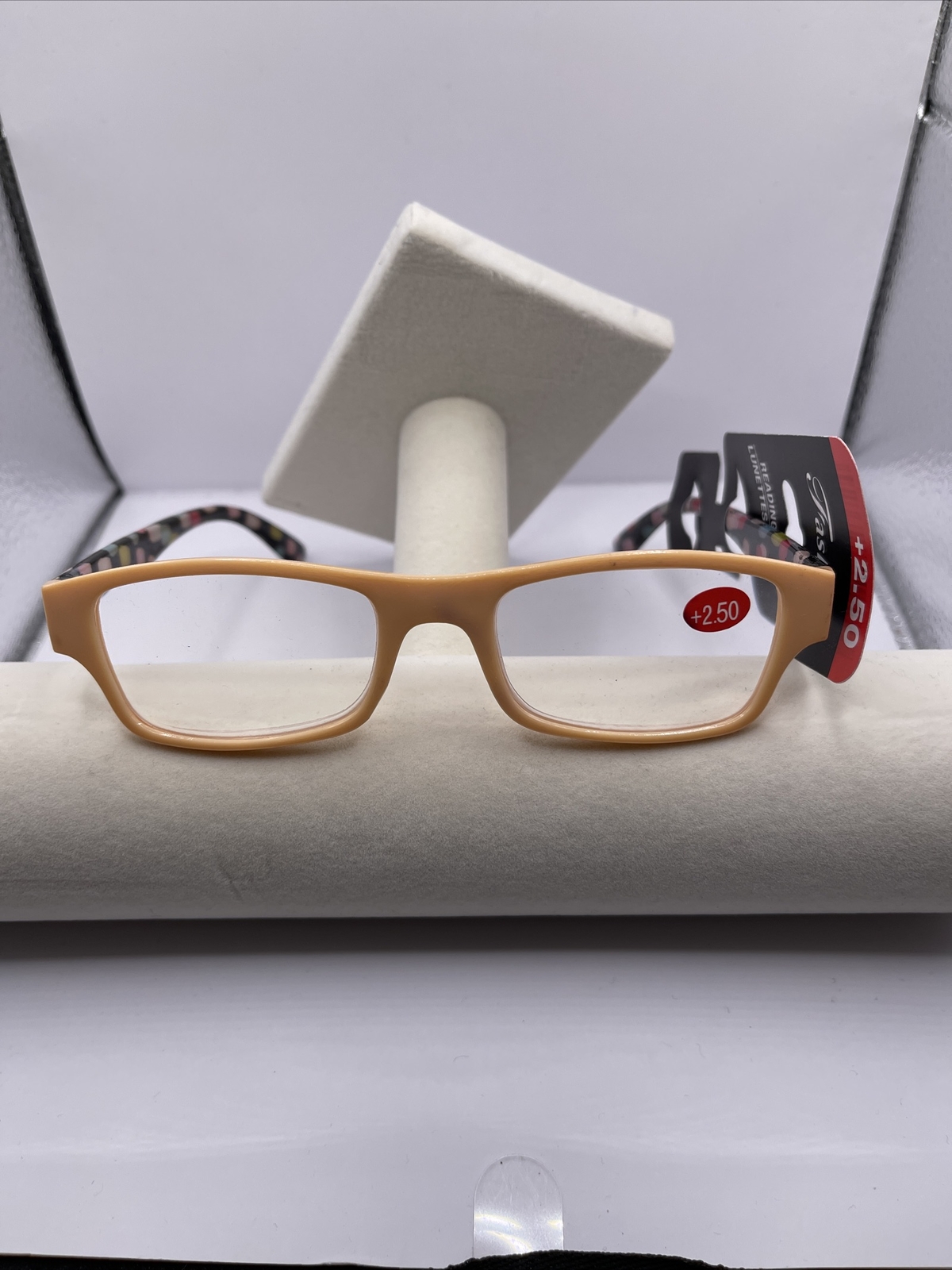 +2.50 Strength Reading Glasses for Clear Vision and Comfort