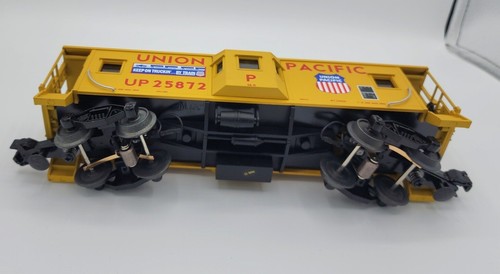 Rail King MTH Tough And Rugged O And O-27 Freight Car Lighted Bay Window Caboose - Picture 8 of 10