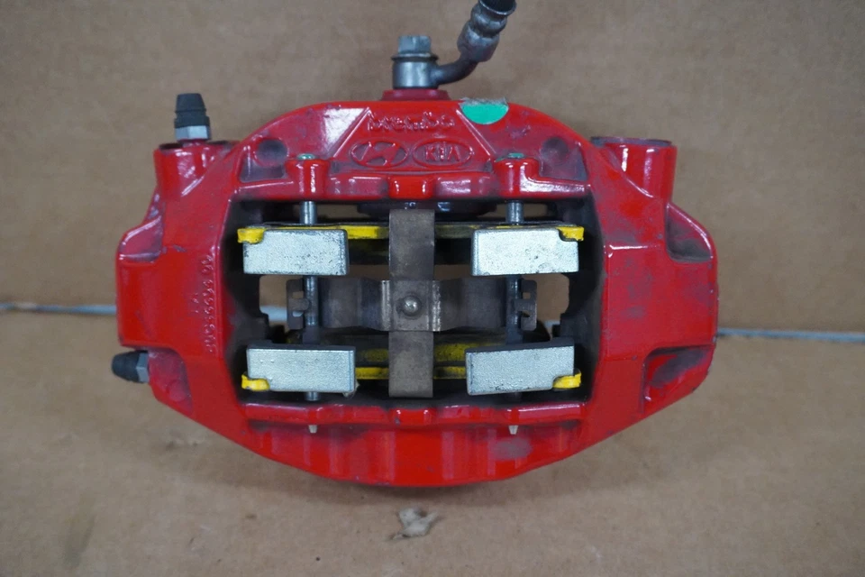 Pinza de freno Brembo trasera derecha 18 19 20 21 22 23 Kia Stinger GT2 OEM 20C4440400 Foto 3 de 4