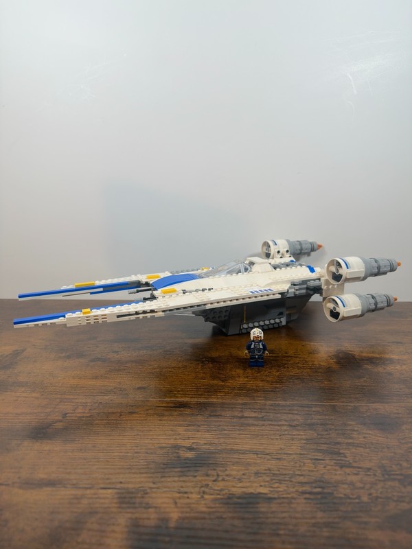 LEGO Star Wars Rebel U-Wing Fighter (75155) Build Only + 1 Figure (Rebel Pilot)