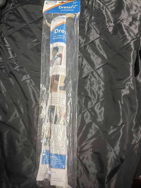 24" DressEZ 2-in-1 long handle shoehorn & dressing stick