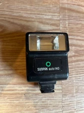 Sunpak Auto 140 Camera Flash – Vintage Compact Hot Shoe Flash Unit