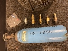 Oxygen Welding Gas Cylinder BB-4469 Empty Fuel Cylinder with Valves/Fittings